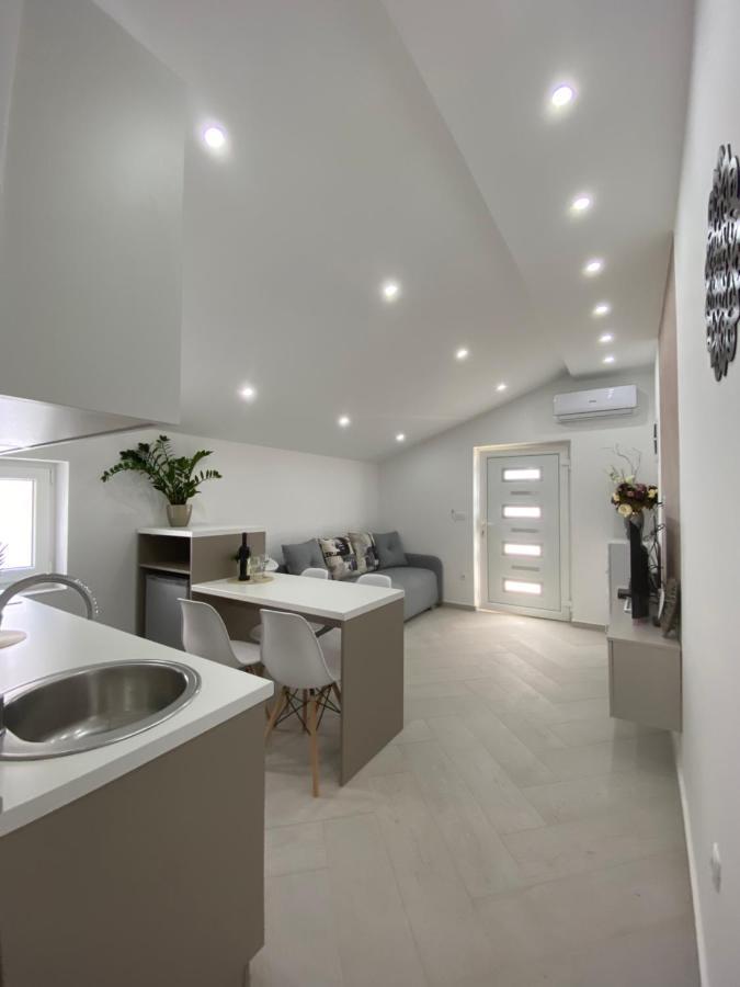 Mavalux Apartments Tivat Exteriér fotografie