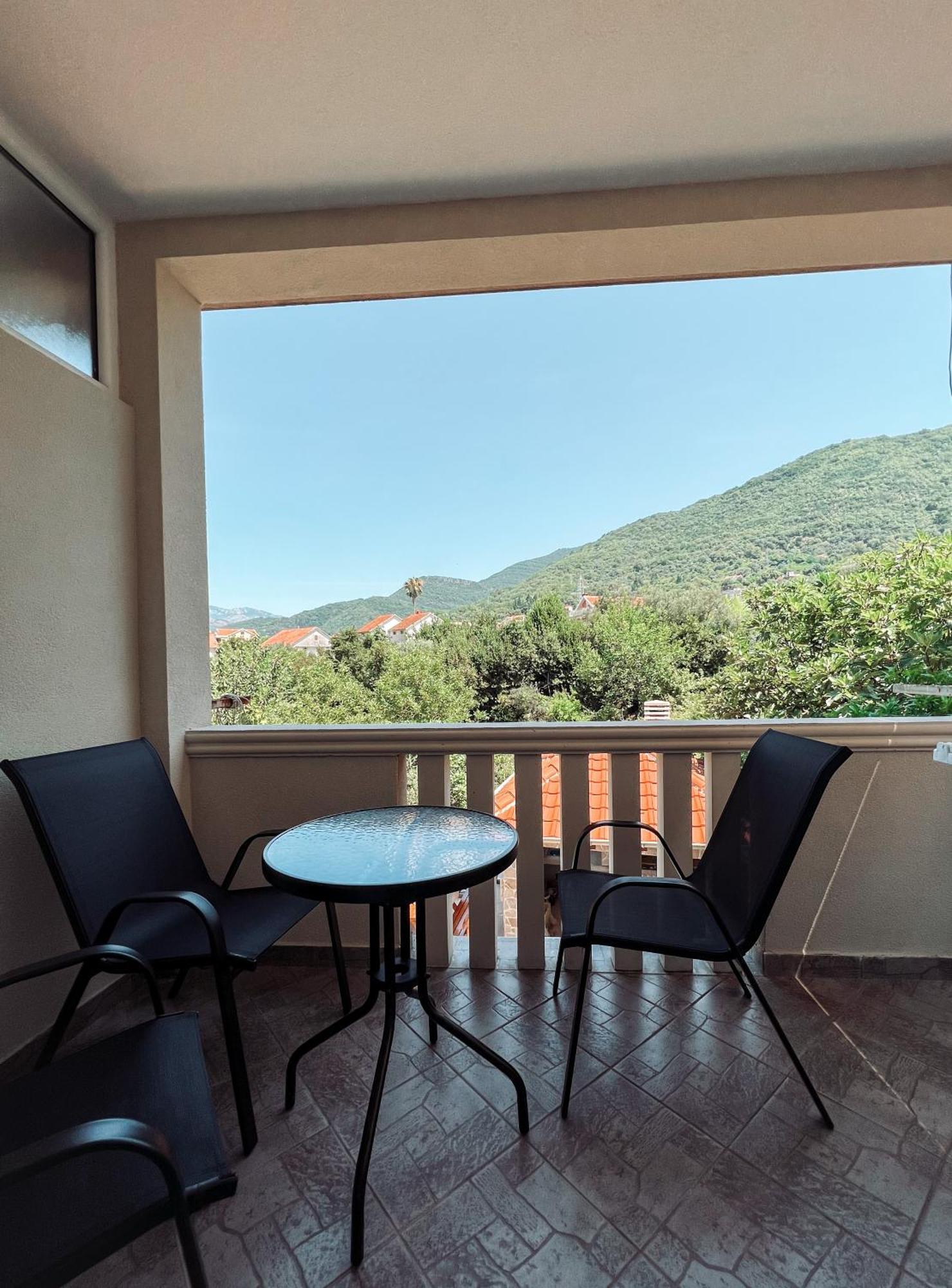 Mavalux Apartments Tivat Exteriér fotografie